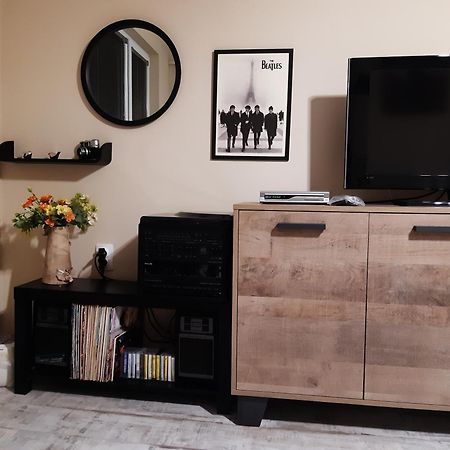 וארנה Lefterov'S Guests Suite מראה חיצוני תמונה