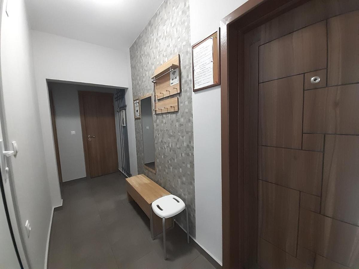 וארנה Lefterov'S Guests Suite מראה חיצוני תמונה